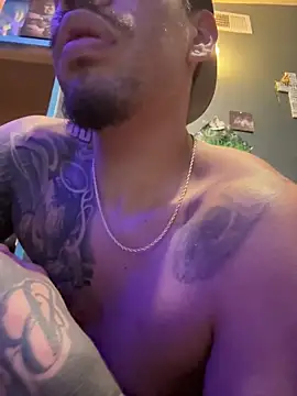 busnfatnutsLildee online show from March 26, 2026, 9:07 am