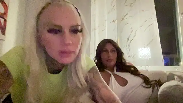 paulinaalatalo online show from April 11, 2026, 9:07 pm