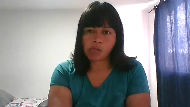 adri89-g online show from January 12, 2026, 2:24 pm