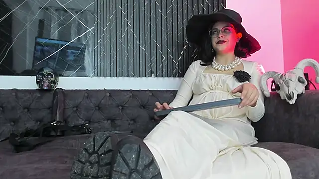 mistress angell  online show from November 9, 2025, 10:30 am