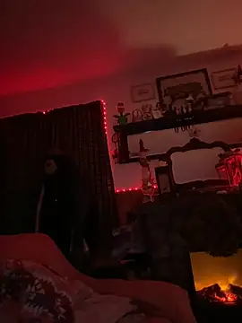 Snapshot of HarmoniousPhantasm3 chatting on April 14, 2026, 12:48 am HarmoniousPhantasm3 online show from April 14, 2026, 12:48 am