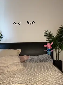 Snapshot of Andrestarr chatting on October 22, 2025, 6:35 am Andrestarr online show from October 22, 2025, 6:35 am