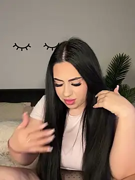 Snapshot of Andrestarr chatting on October 21, 2025, 5:23 pm Andrestarr online show from October 21, 2025, 5:23 pm