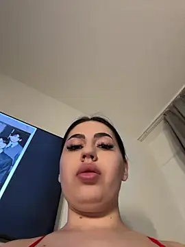 Andrestarr online show from May 2, 2026, 1:22 am