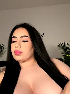 Snapshot of Andrestarr chatting on November 24, 2025, 7:14 pm Andrestarr online show from November 24, 2025, 7:14 pm