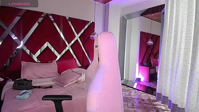 alexiaystive3 online show from October 20, 2025, 8:42 pm