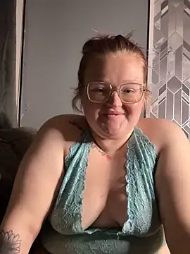 Snapshot of AmberBliss-X chatting on October 23, 2025, 9:57 pm AmberBliss-X online show from October 23, 2025, 9:57 pm