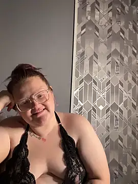 Snapshot of AmberBliss-X chatting on October 3, 2025, 7:15 pm AmberBliss-X online show from October 3, 2025, 7:15 pm