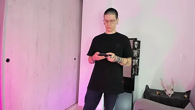 Snapshot of Jerry_Cole chatting on January 9, 2026, 9:11 pm Jerry Cole online show from January 9, 2026, 9:11 pm