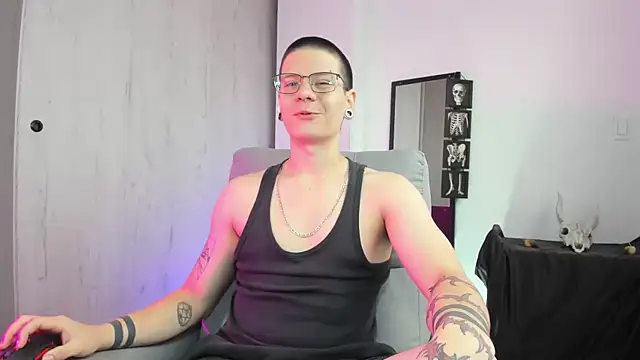 Snapshot of Jerry_Cole chatting on January 11, 2026, 6:37 pm Jerry Cole online show from January 11, 2026, 6:37 pm