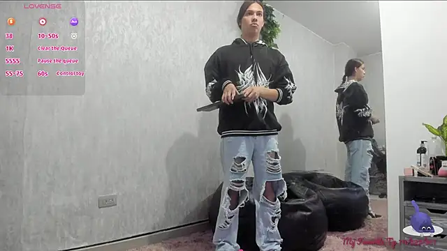 Almaazz online show from November 12, 2025, 7:18 pm