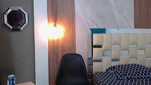 Snapshot of fire_drako_ chatting on April 1, 2026, 11:12 pm fire drako online show from April 1, 2026, 11:12 pm