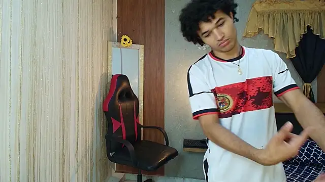 Snapshot of fire_drako_ chatting on February 25, 2026, 3:51 am fire drako online show from February 25, 2026, 3:51 am