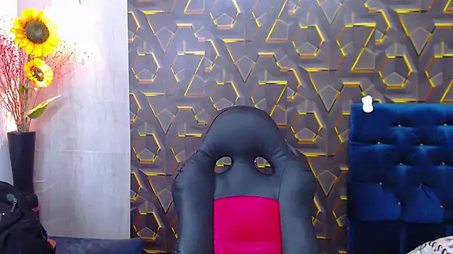 Snapshot of fire_drako_ chatting on March 8, 2026, 5:11 am fire drako online show from March 8, 2026, 5:11 am