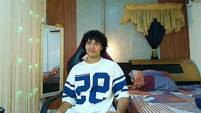 Snapshot of fire_drako_ chatting on March 10, 2026, 7:01 am fire drako online show from March 10, 2026, 7:01 am