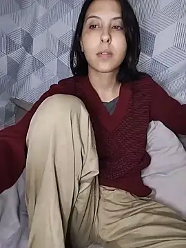 melzinhah03 online show from May 17, 2026, 6:02 am