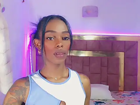 Snapshot of britneyphaetonx chatting on September 16, 2025, 1:06 am britneyphaetonx online show from September 16, 2025, 1:06 am