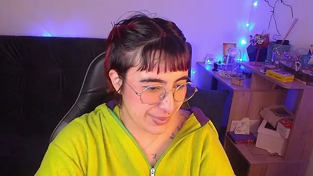 Miacatsito3 online show from March 21, 2026, 2:46 am