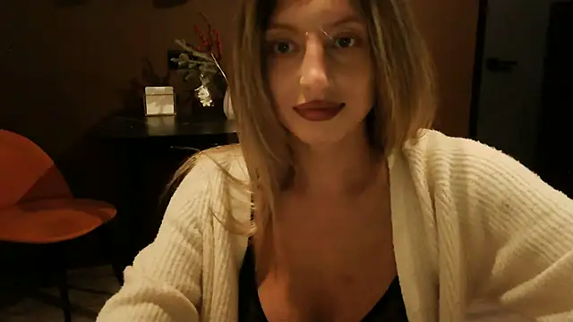 Miralyn online show from October 31, 2025, 8:16 pm