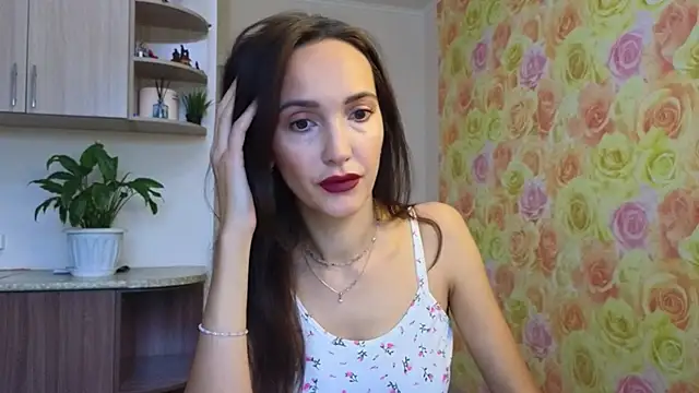 Lillian-Clark online show from October 16, 2025, 4:54 am