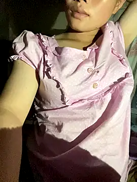 Van xx online show from September 19, 2025, 1:04 pm