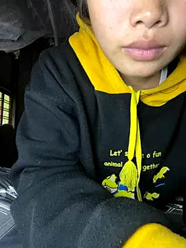 Van xx online show from November 13, 2025, 2:04 am