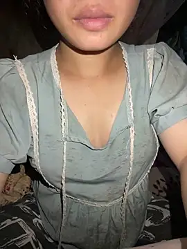 Van xx online show from September 21, 2025, 12:43 pm