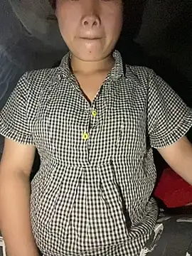 Van xx online show from October 4, 2025, 4:19 pm