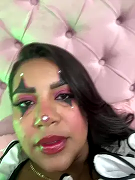 SienaWild online show from October 12, 2025, 2:35 am