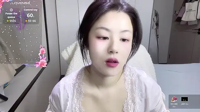 janequeen online show from February 7, 2026, 2:36 pm