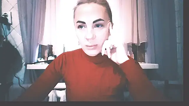 EmmaCat  online show from November 19, 2025, 6:24 am