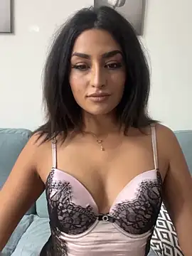 Mia spicyy online show from October 12, 2025, 8:37 am