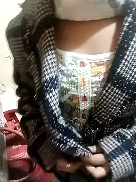 Snapshot of Saloni-Gupta chatting on December 18, 2025, 5:45 am Saloni-Gupta online show from December 18, 2025, 5:45 am