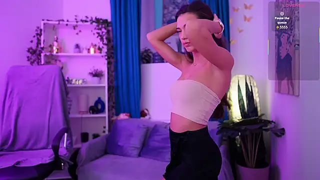 Alexis Love  online show from December 2, 2025, 2:30 pm