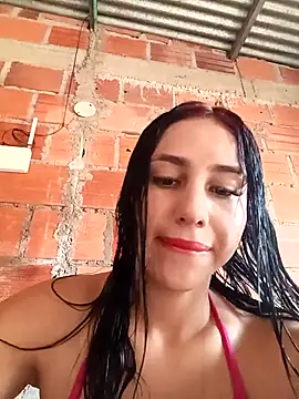 Snapshot of Katalella_Hott chatting on October 1, 2025, 5:28 pm Katalella Hott online show from October 1, 2025, 5:28 pm