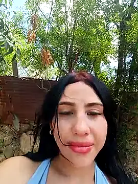 Snapshot of Katalella_Hott chatting on September 20, 2025, 5:07 pm Katalella Hott online show from September 20, 2025, 5:07 pm