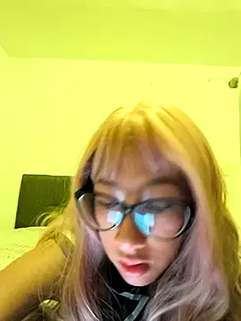 Damian baby hot online show from September 27, 2025, 12:22 pm