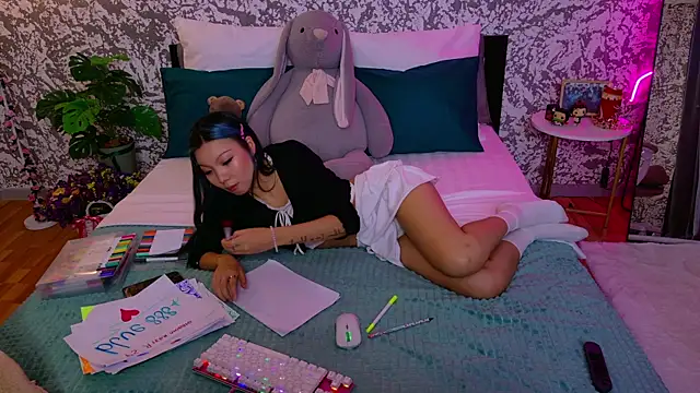 SaKura   777 online show from September 18, 2025, 2:53 pm