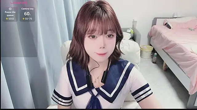 Lucky Cici online show from September 21, 2025, 12:43 pm