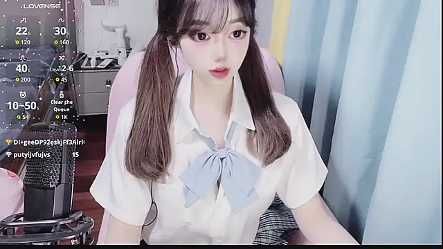 Lucky Cici online show from July 25, 2026, 7:42 pm