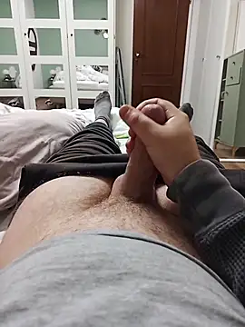 Snapshot of fullystroked chatting on February 9, 2026, 7:50 am fullystroked online show from February 9, 2026, 7:50 am