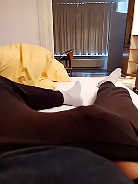 Snapshot of fullystroked chatting on December 3, 2025, 1:21 pm fullystroked online show from December 3, 2025, 1:21 pm