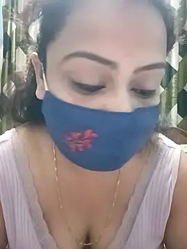 Snapshot of Deliciouskimi chatting on November 12, 2025, 11:58 am Deliciouskimi online show from November 12, 2025, 11:58 am