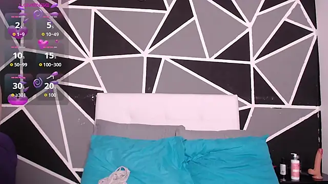 Victoriaa Zans online show from October 14, 2025, 1:56 pm