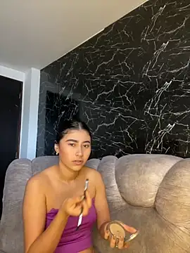 Snapshot of Isabella_Montoya chatting on September 22, 2025, 1:06 pm Isabella Montoya online show from September 22, 2025, 1:06 pm