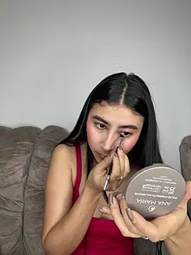 Snapshot of Isabella_Montoya chatting on September 28, 2025, 12:56 pm Isabella Montoya online show from September 28, 2025, 12:56 pm
