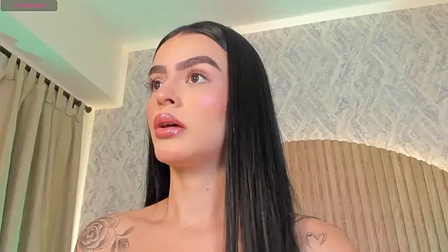 Snapshot of Sophiie_Belle chatting on September 14, 2025, 11:49 pm Sophiie Belle online show from September 14, 2025, 11:49 pm