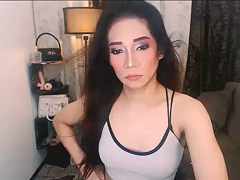 lobbysweetfuckerx online show from September 20, 2025, 9:42 pm