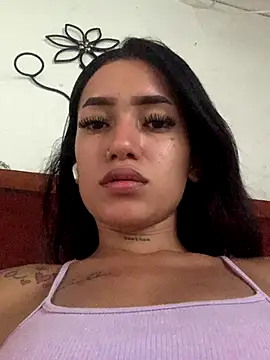 Snapshot of vicky_golden chatting on September 28, 2025, 10:06 pm vicky golden online show from September 28, 2025, 10:06 pm
