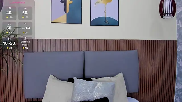 EmillyHarper  online show from November 27, 2025, 3:29 am